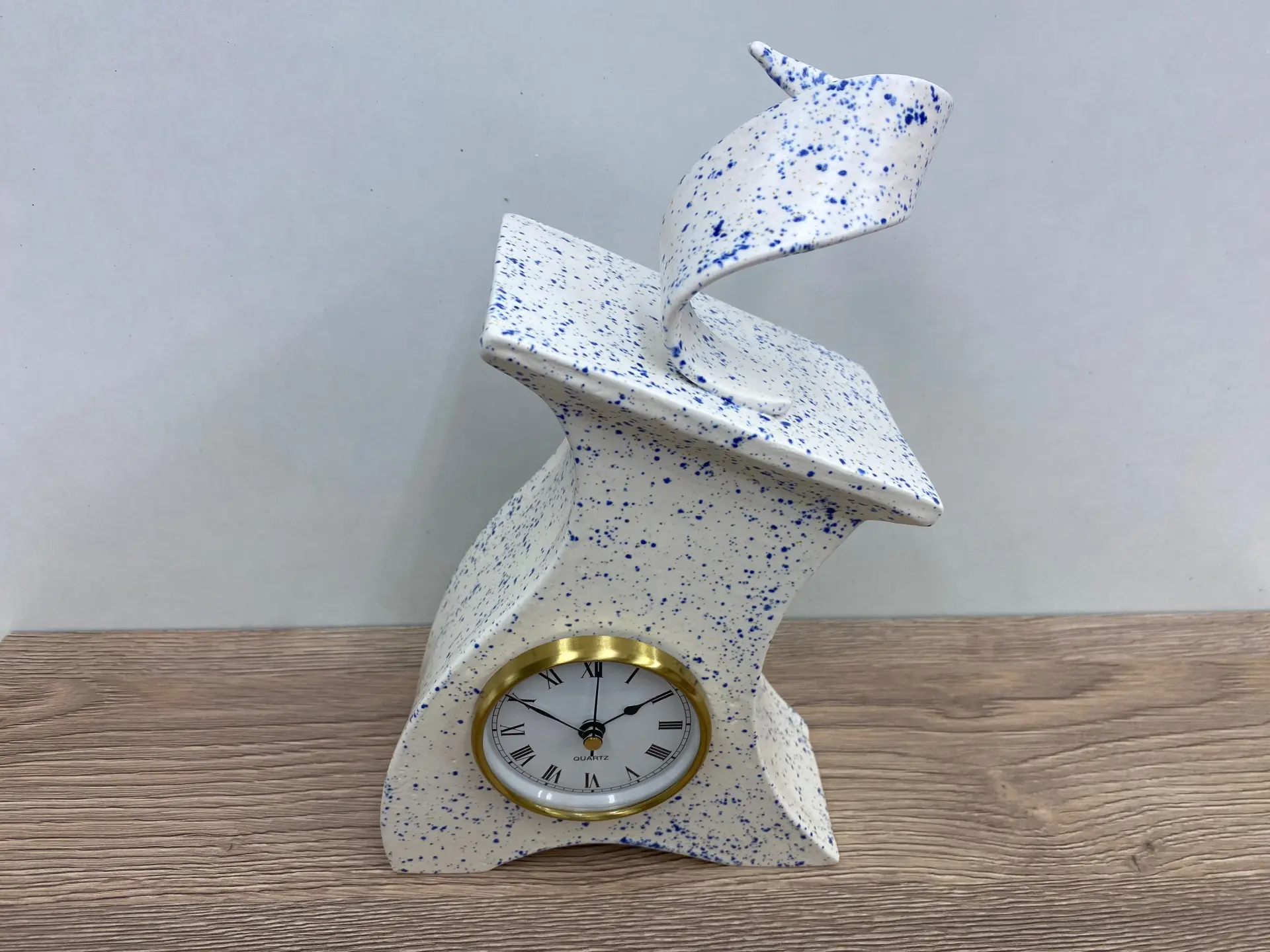 Ceramic Mantel Clock - Light Blue Speckled - Image 2