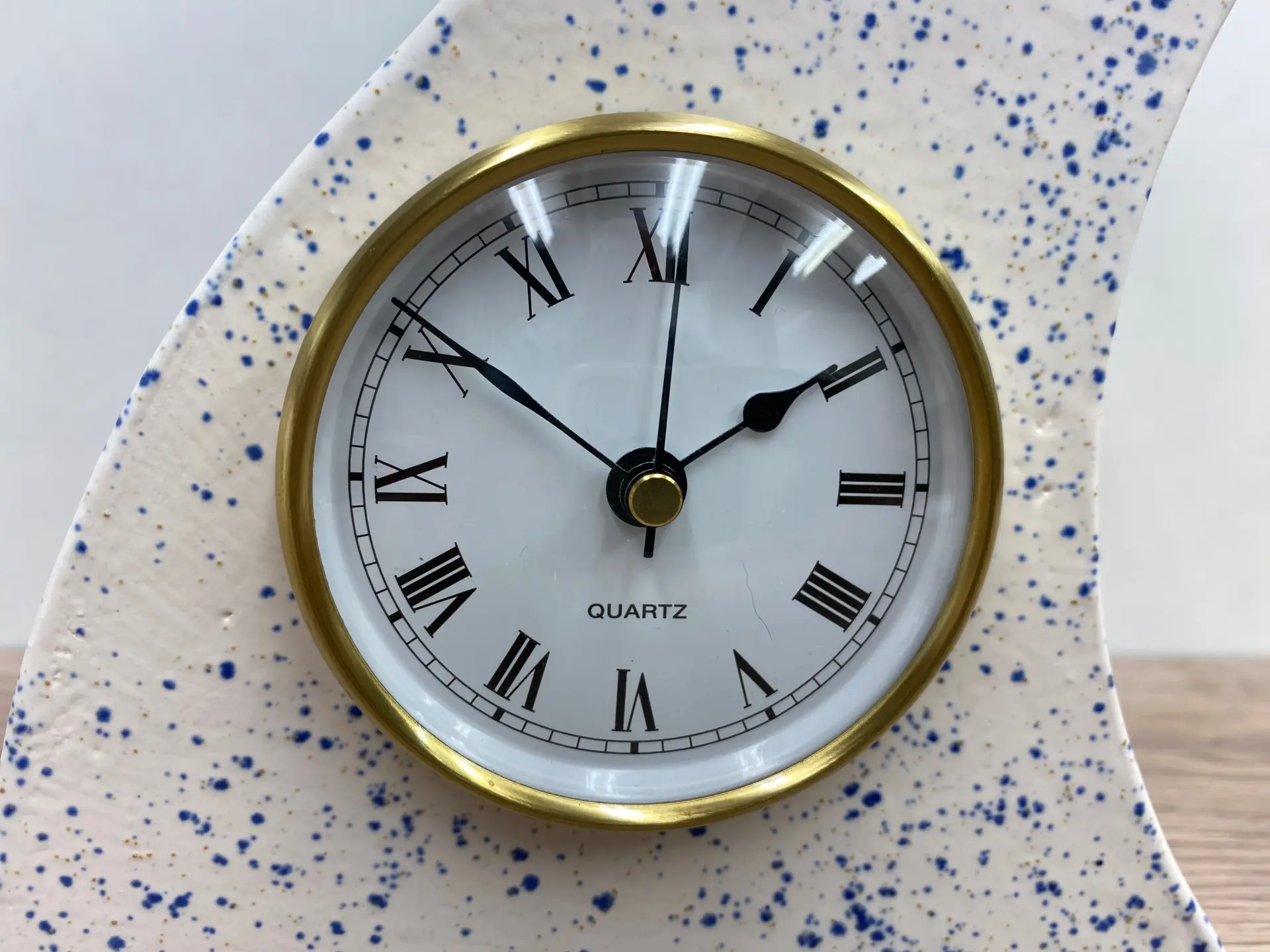 Ceramic Mantel Clock - Light Blue Speckled - Image 9