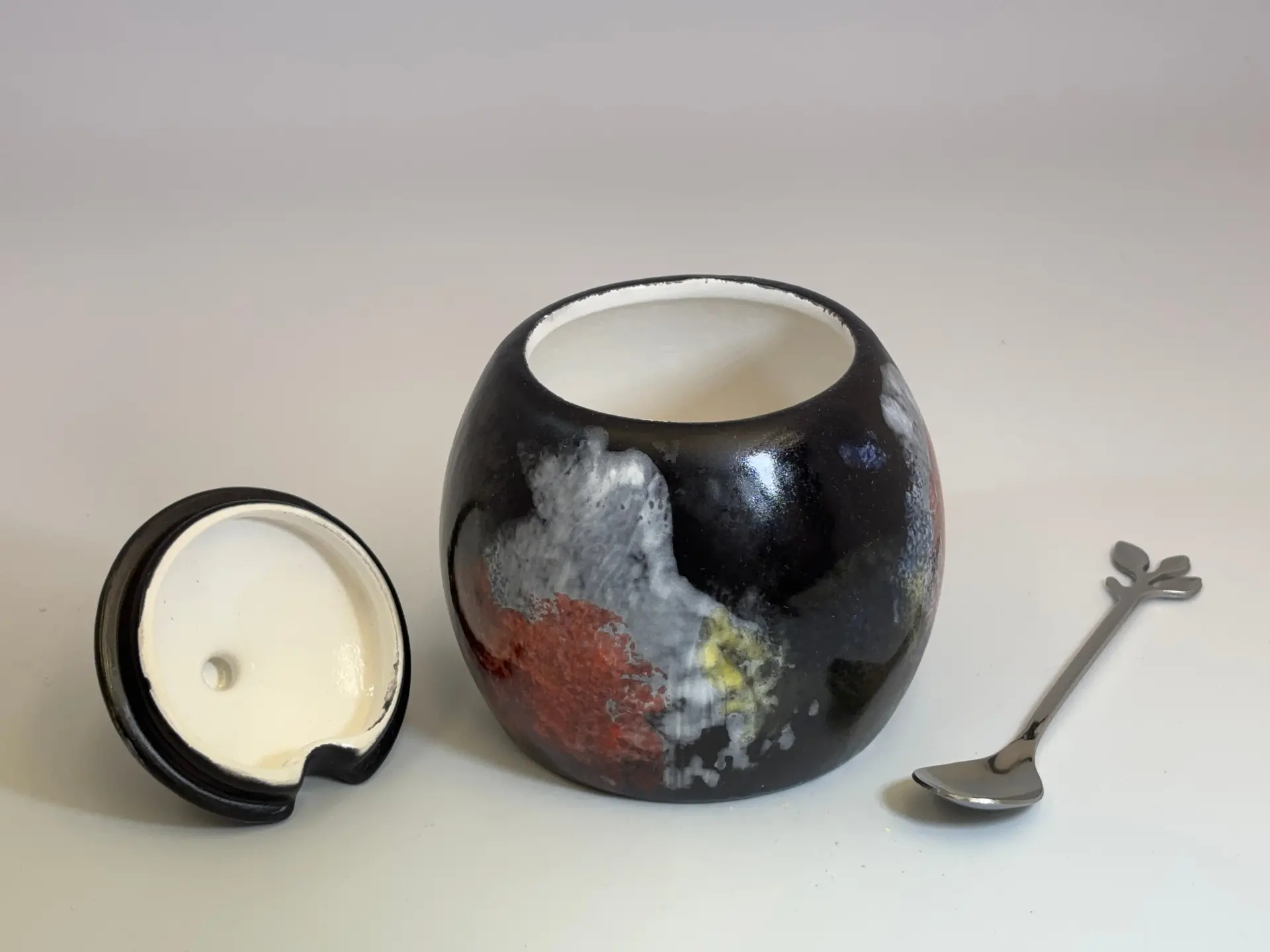 Sugar Bowl Abstract Glaze - Image 4