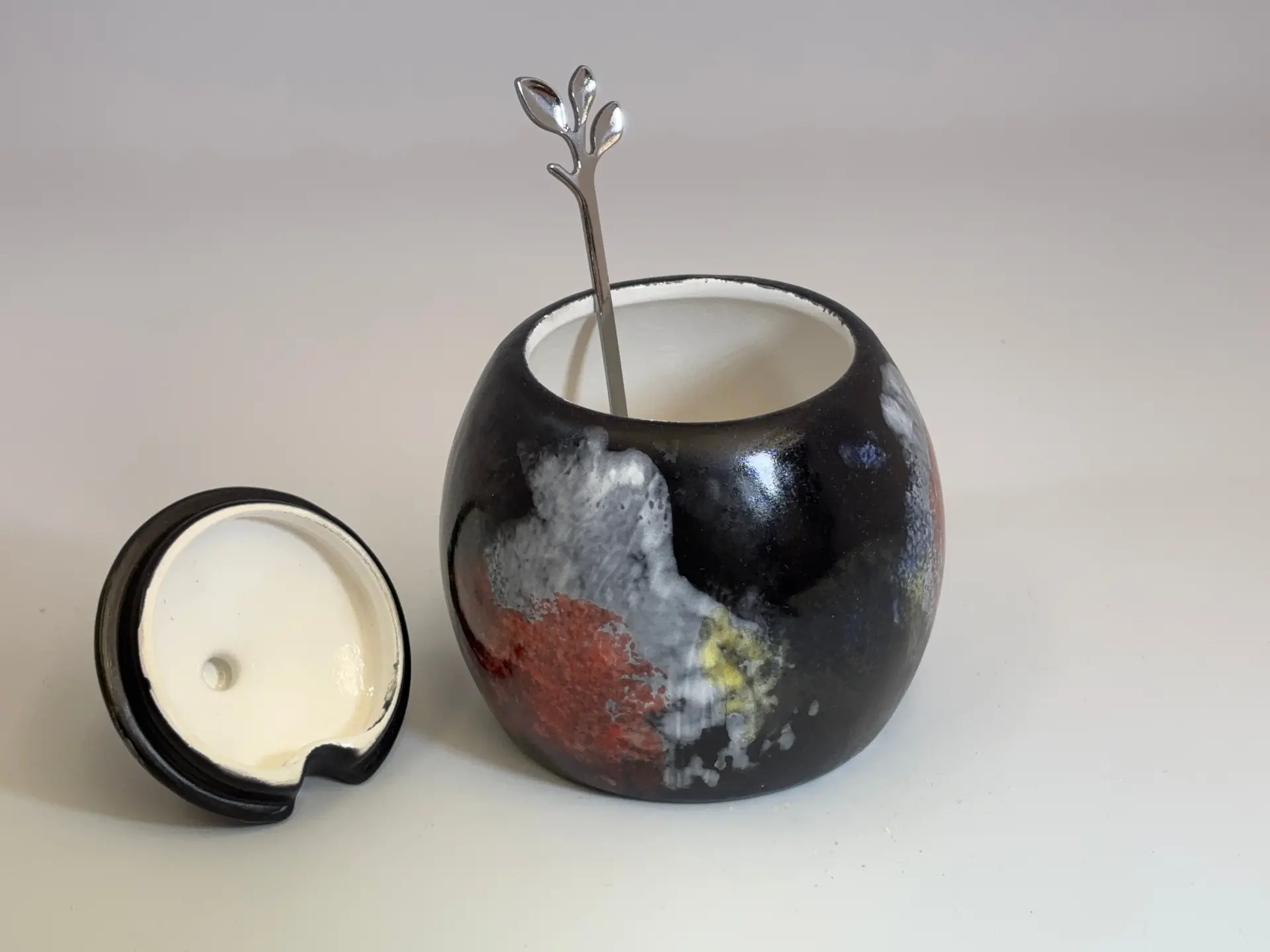 Sugar Bowl Abstract Glaze - Image 3